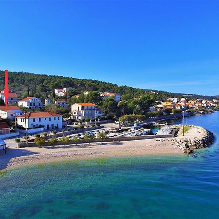 Apartment Klarić-2 Trogir Bagian luar foto