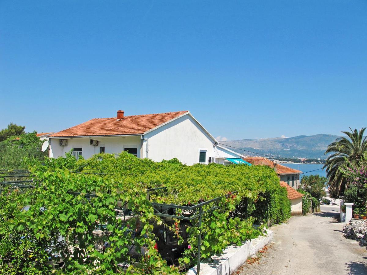 Apartment Klarić-2 Trogir Bagian luar foto