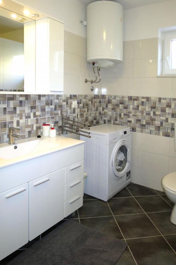Apartment Klarić-2 Trogir Bagian luar foto